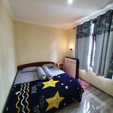 Cinengangirang Villa Panda H Kota Bunga Puncak מראה חיצוני תמונה
