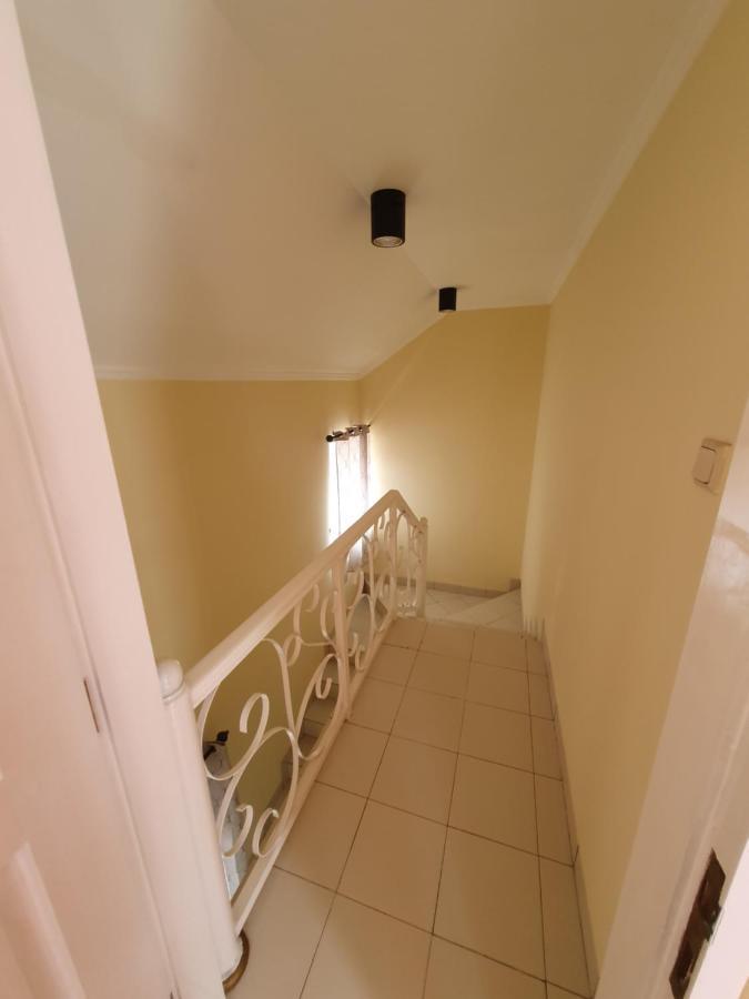 Cinengangirang Villa Panda H Kota Bunga Puncak מראה חיצוני תמונה
