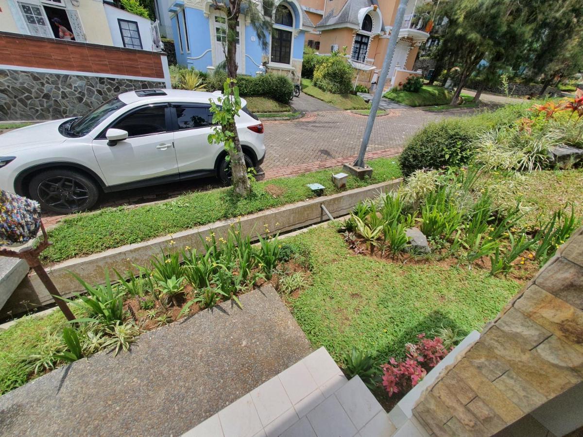 Cinengangirang Villa Panda H Kota Bunga Puncak מראה חיצוני תמונה
