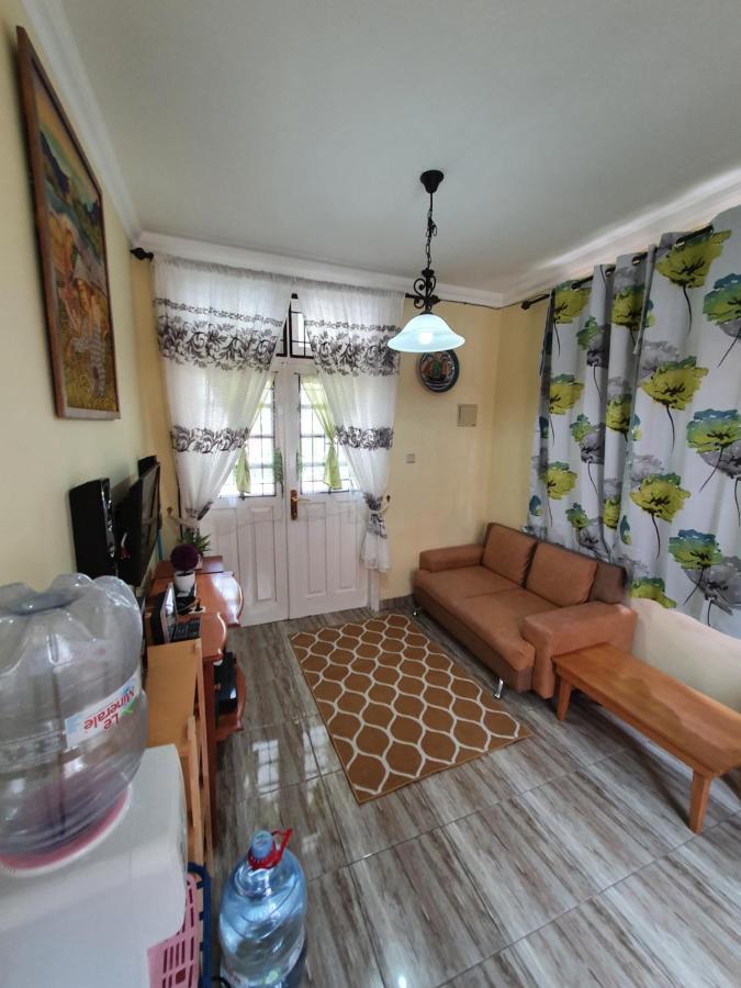 Cinengangirang Villa Panda H Kota Bunga Puncak מראה חיצוני תמונה